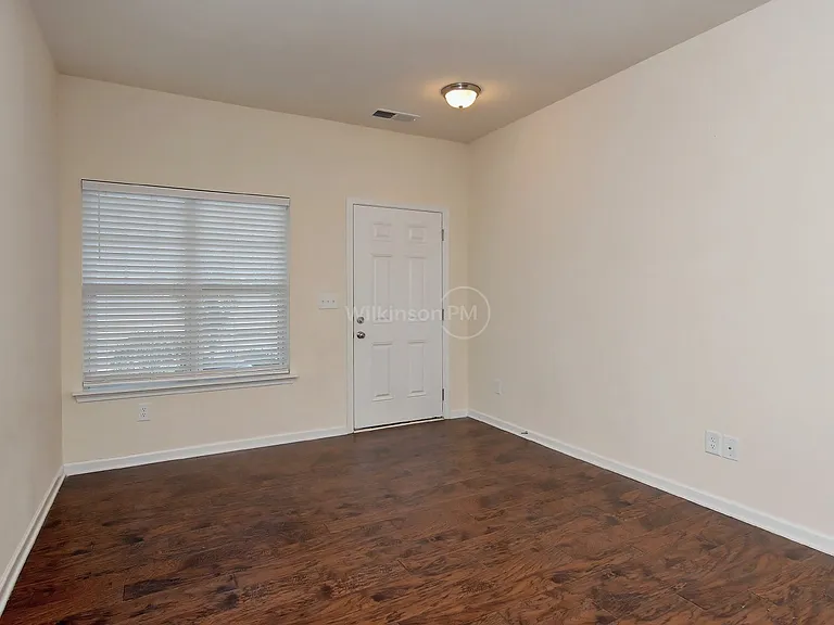 4716 Pepperstone Ln — Photo 4