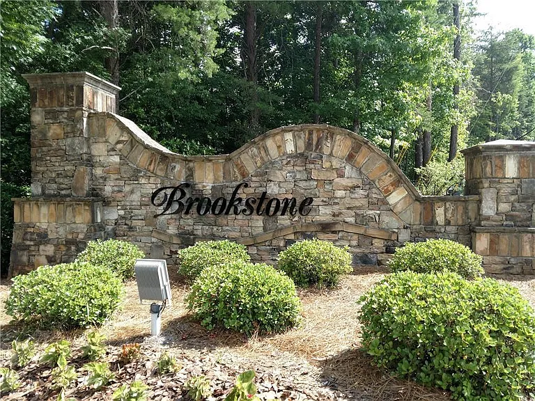 1575 Brookmere Way — Photo 19