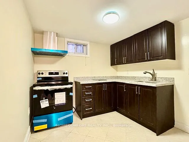 122 A Clarendon Dr #BASEMENT — Photo 7