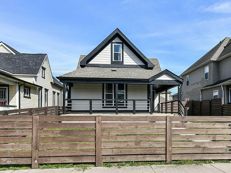 405 N State Ave — Photo 2