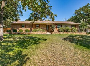 1221 Peggy Ln, Kennedale, TX 76060