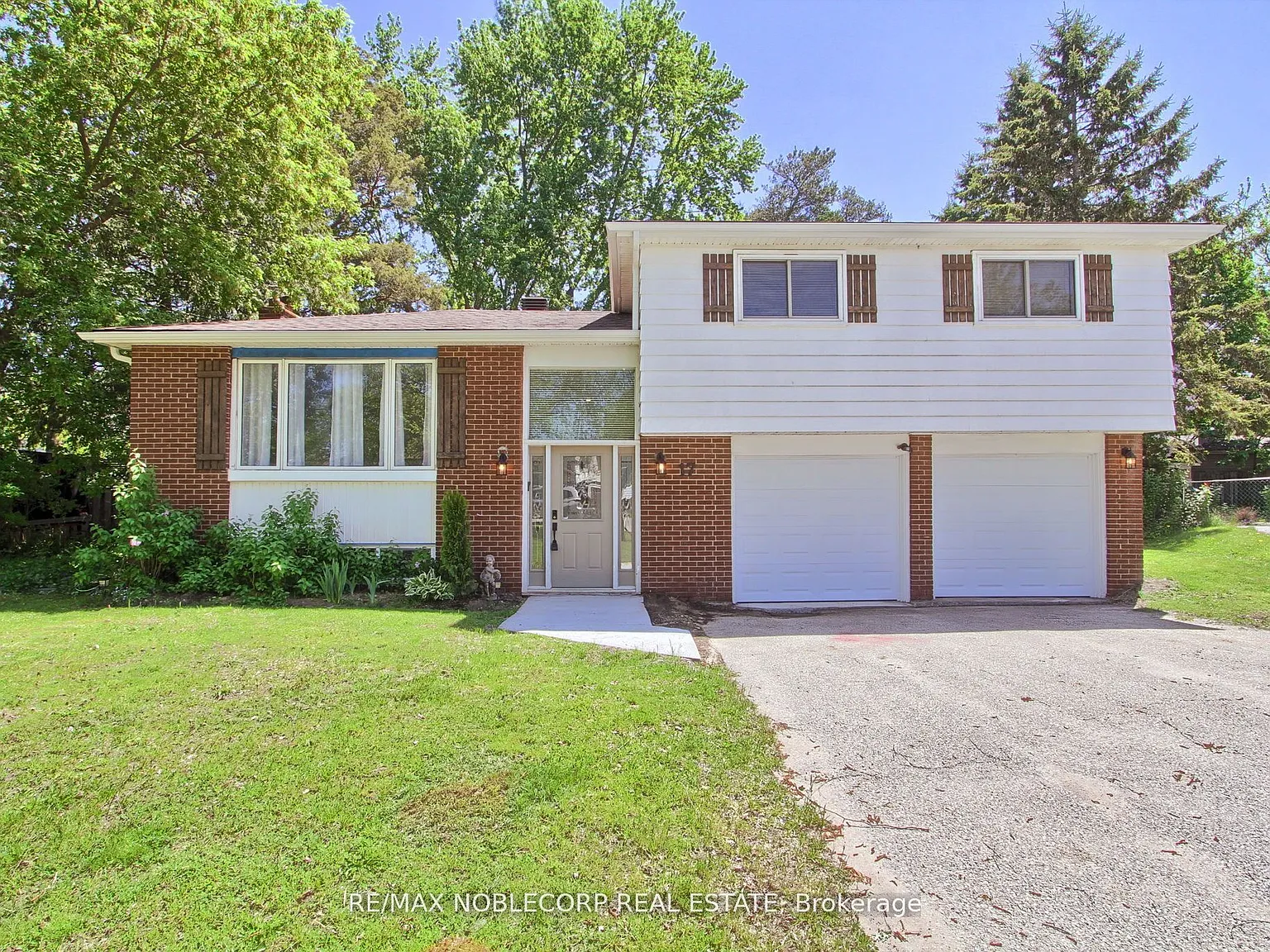 3 bed, $2,850 — Photo 1
