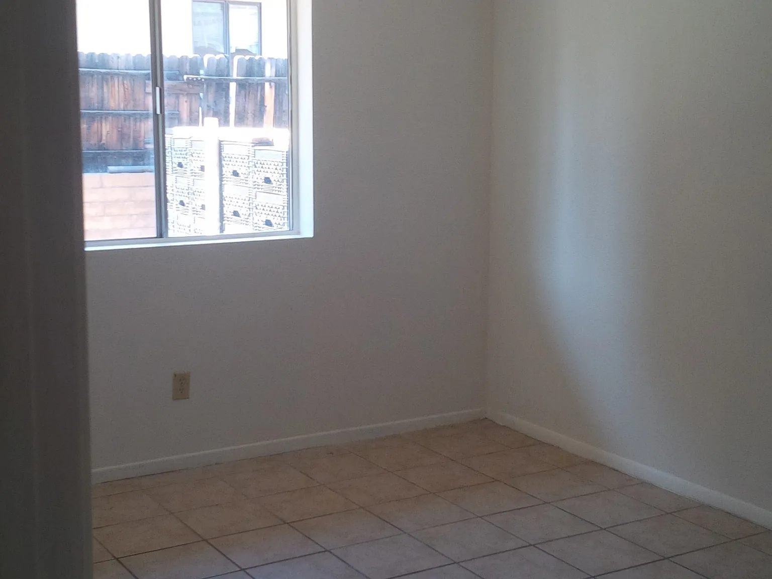 2 bed, $1,150 — Photo 3