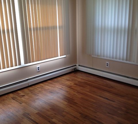 2nd image of 23 Mount Logan Ln
