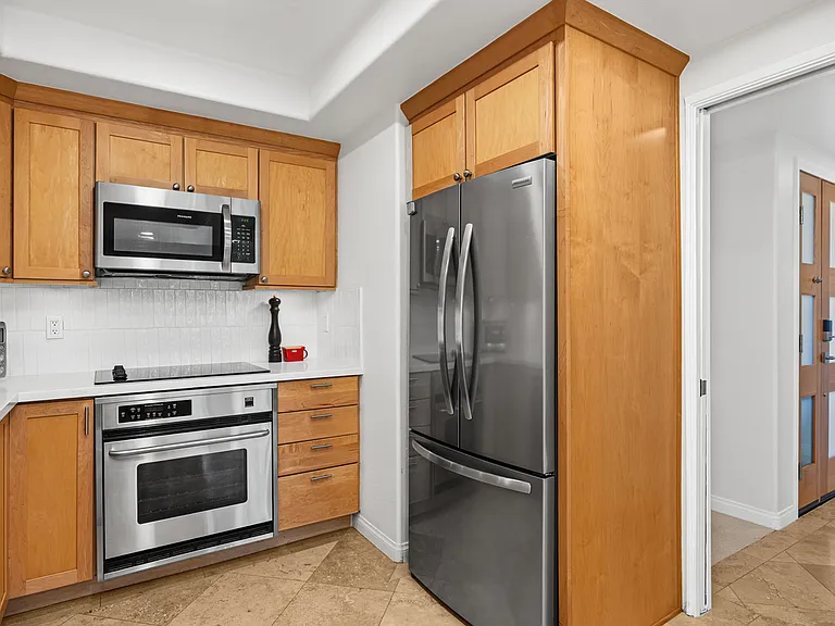 573 S Sierra Ave #6 — Photo 10