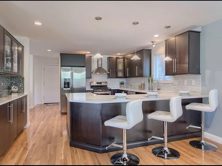13 Cottage St #1 — Photo 7