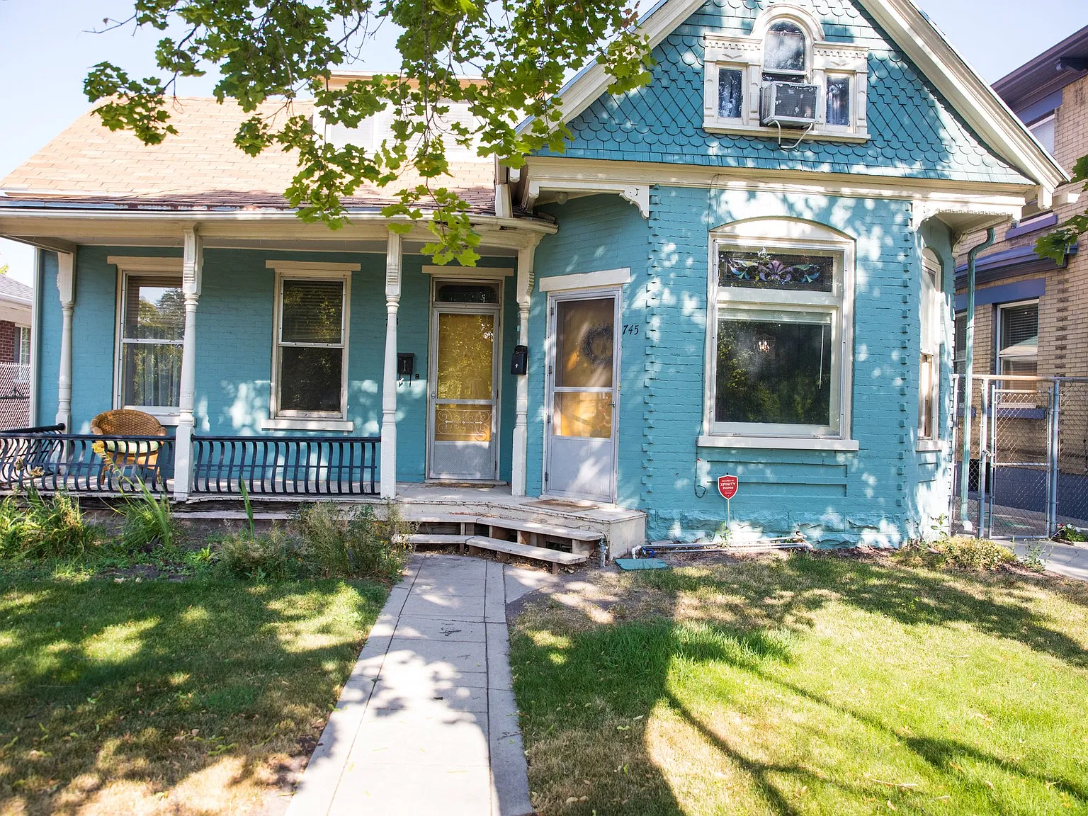 Charming Liberty Park area apartment - half of a duplex. Close to downtown. Quiet neighborhood. — Photo 1