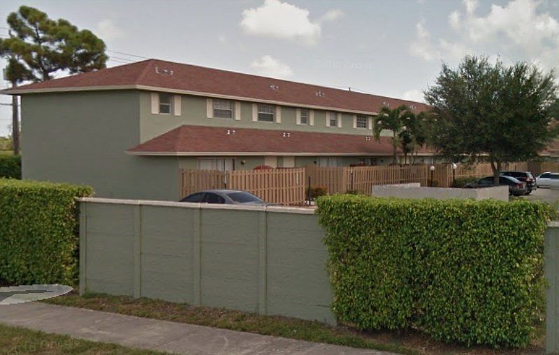 1st image of 1130 Cypress Way E