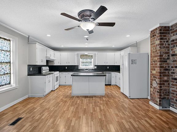 4th image of 5610 E Sardis Rd