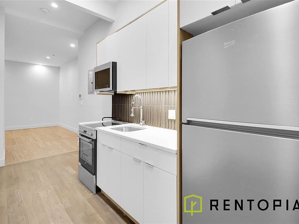 1st image of 379 S 1st St #1A