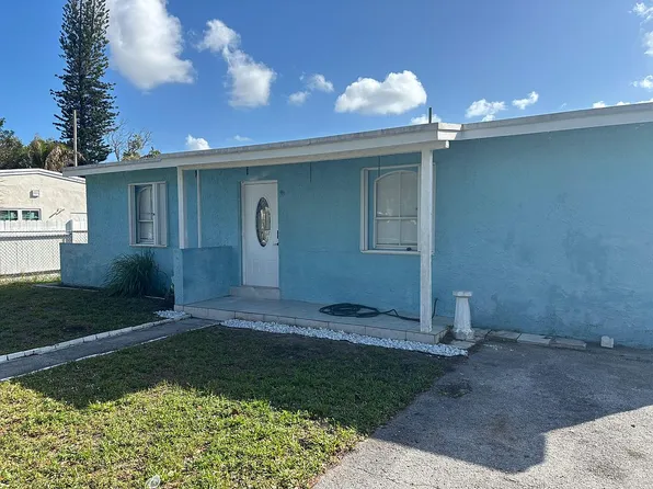 1207 Chateau Park Dr, Fort Lauderdale, FL 33311