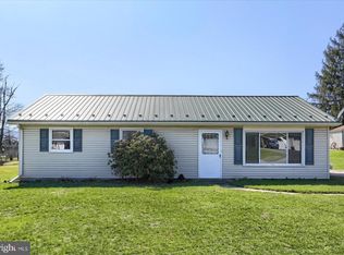 77 Texs Park Dr, Thompsontown, PA 17094