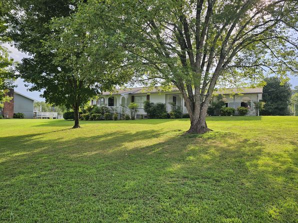57 Arnold Dr
