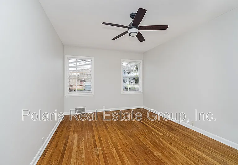 3346 Fall Creek Pkwy — Photo 17