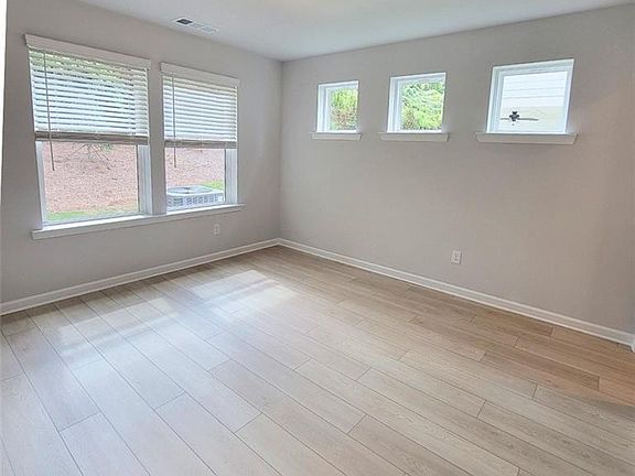 3rd image of 112 Werner Brook Way SW