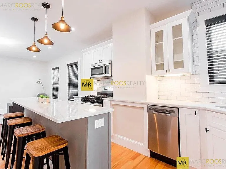 2 Elbow St #3 — Photo 10