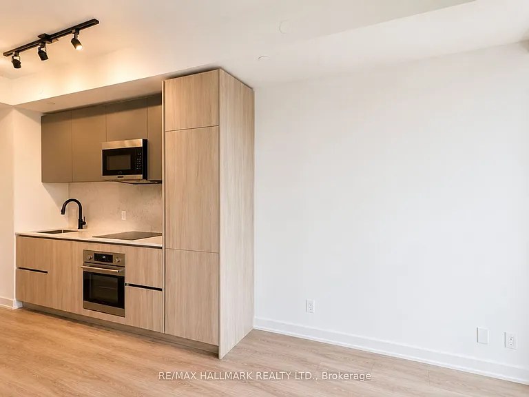 108 Peter St #1513 — Photo 5