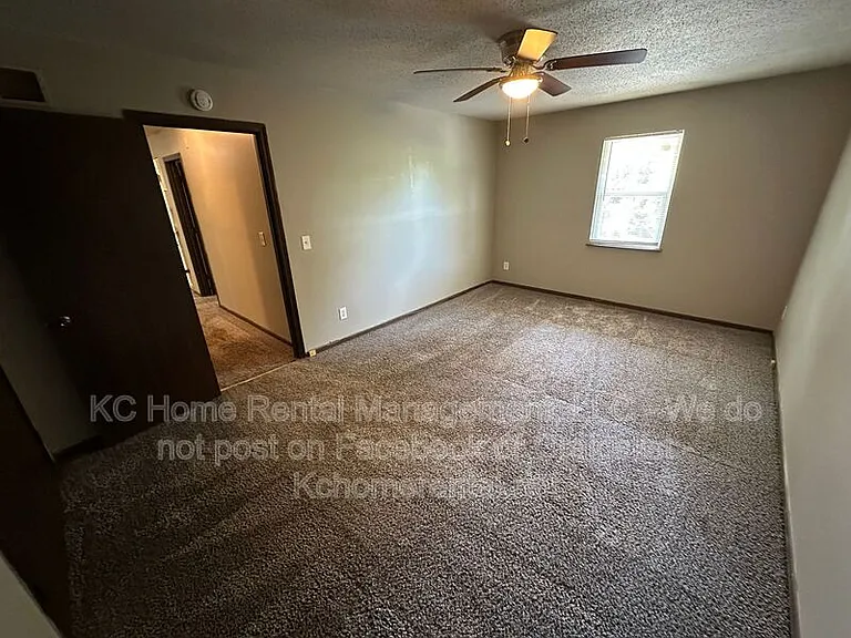 6333 N Wyandotte St — Photo 16