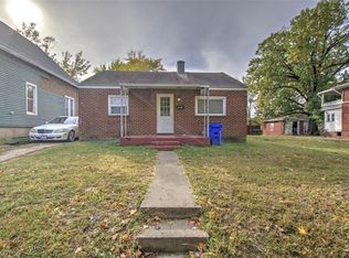 1329 E Main St, Decatur, IL 62521