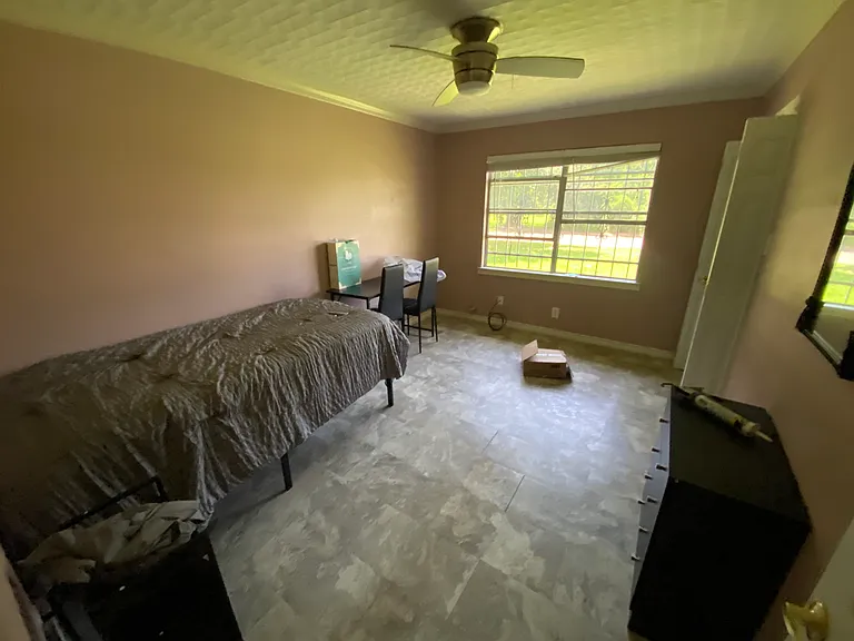1025 Henderson Ave #1 — Photo 13
