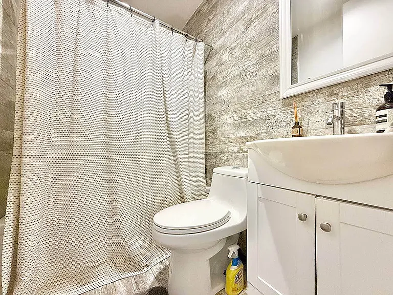 81 Carlton Ave #1 — Photo 6