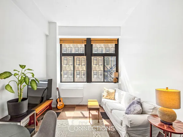 310 E 46th St, New York, NY