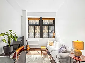 310 East 46th Street, #7T