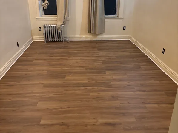 135-137 40th Street image 2 of 11