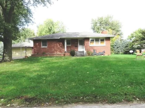 809 E Timber St, Pontiac, IL 61764