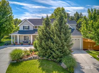 933 Columbary, Eagle, ID 83616