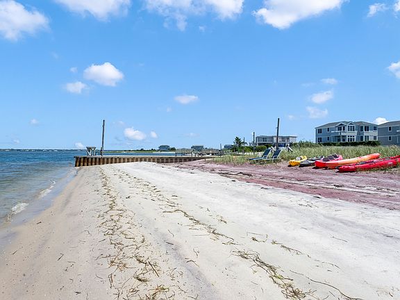 5th image of 580 Dune Rd #5