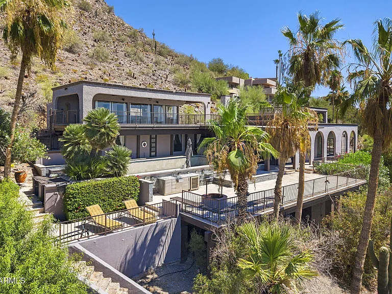 6900 N Highlands Dr — Photo 3