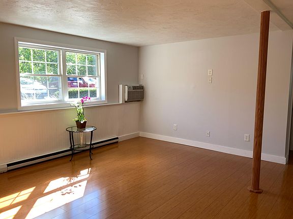5th image of 267 Neck St