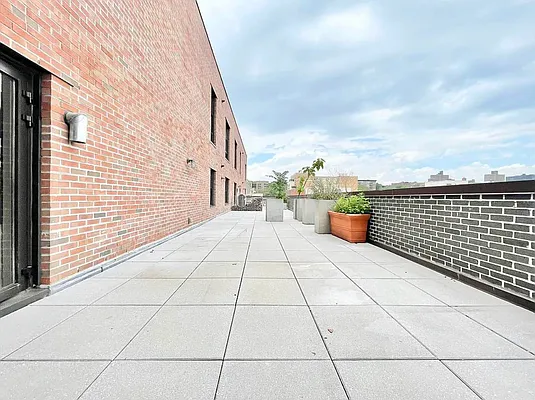 Rented by Century 21 Premier  | media 1