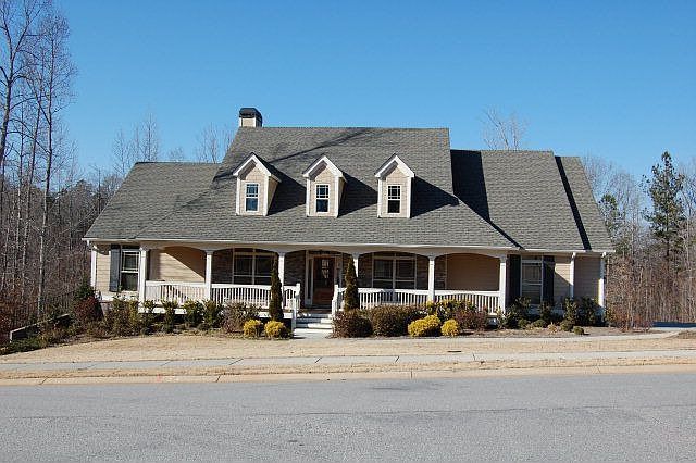 1st image of 924 Sterling Lake Dr
