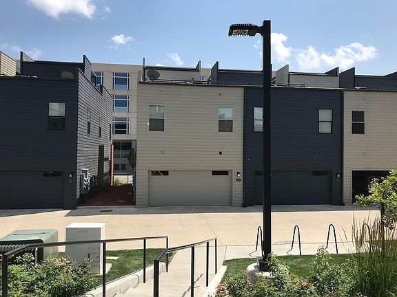 4th image of 1629 Grand Ave