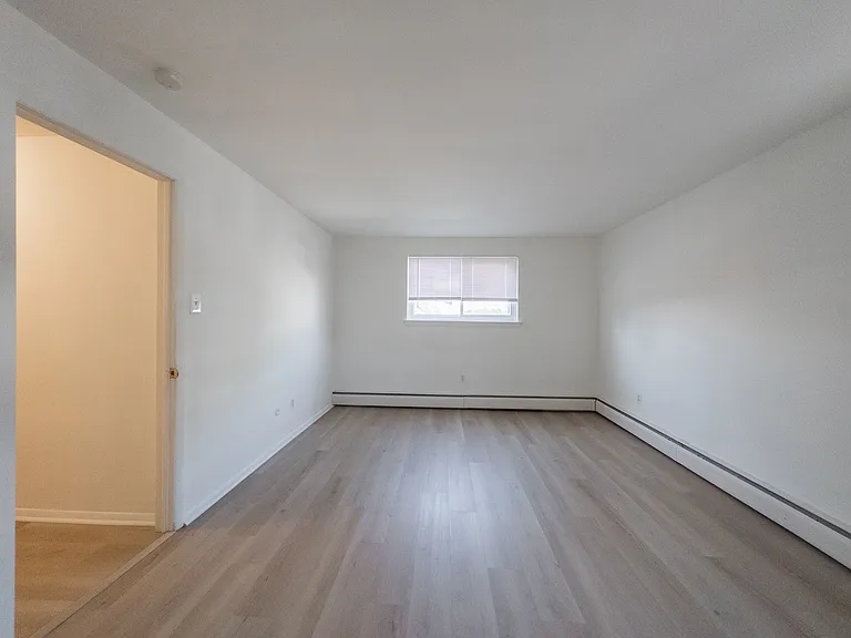 Bakery Apartments — Photo 15