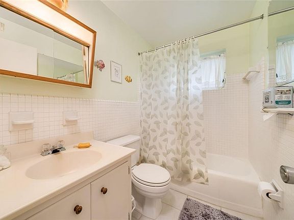 5th image of 1730 NE 56th St