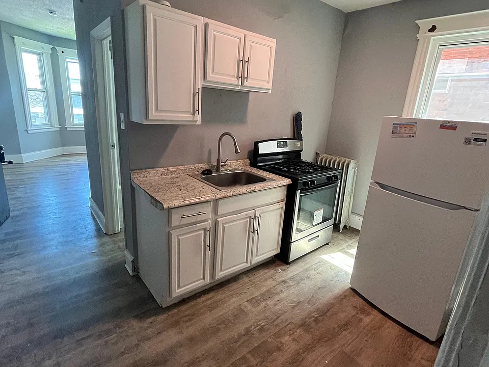 267 Wethersfield Ave #8