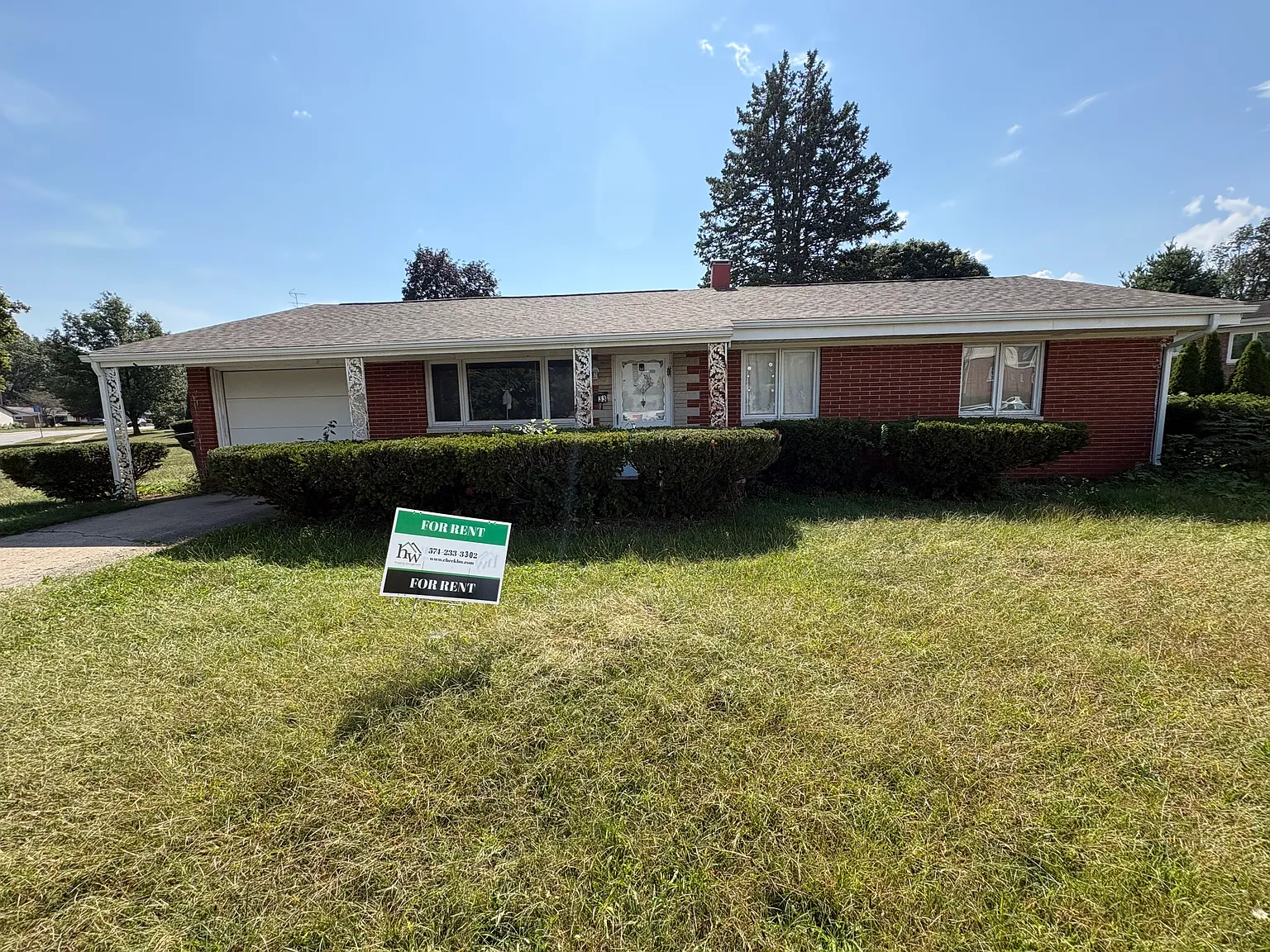 Beautiful All Brick Ranch — Photo 1