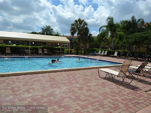3rd image of 6241 Coral Lake Dr #405