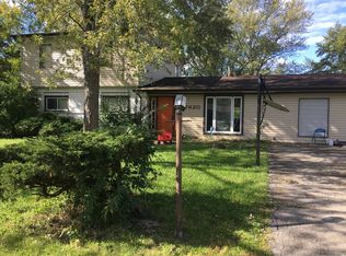 7620 Brookhaven Ave, Darien, IL 60561