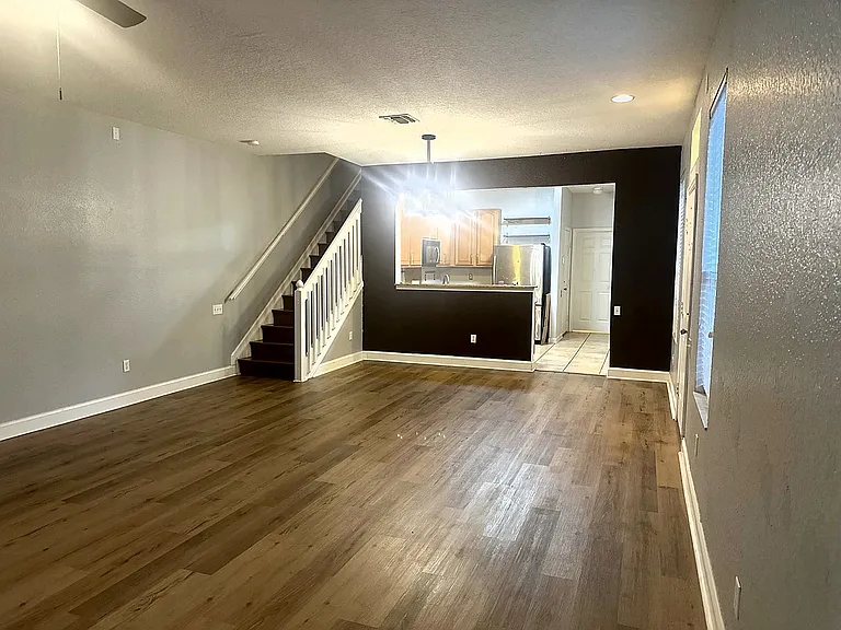 5028 Hawkstone Dr — Photo 10
