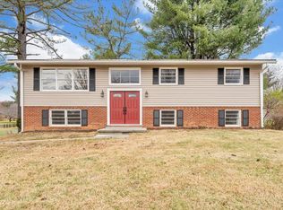 58 Lakeland Cir, Troutville, VA 24175