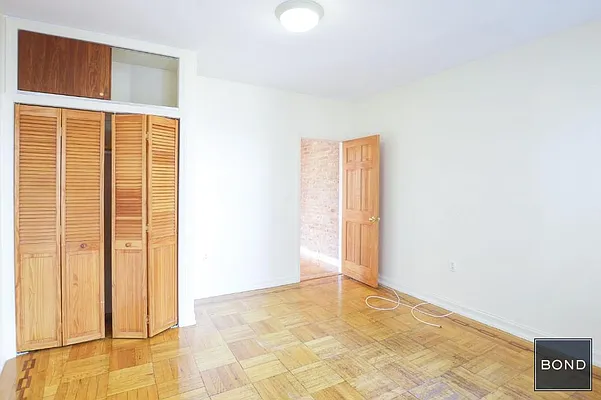 Rented by Bond New York | media 11