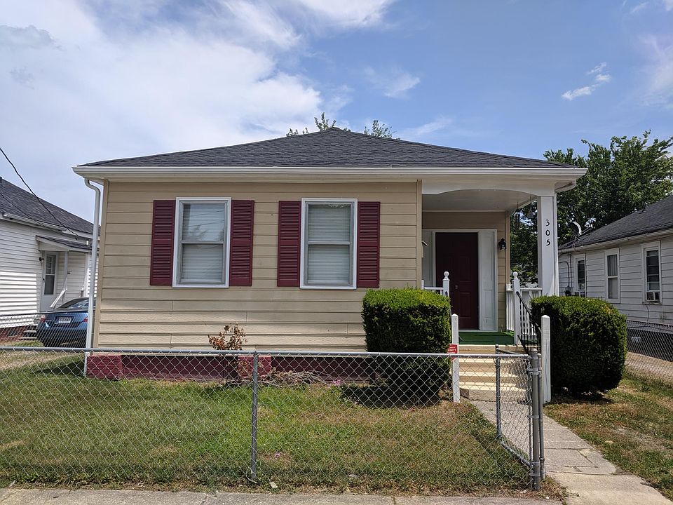 1st image of 305 Memorial Ave