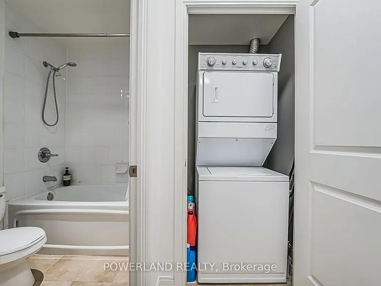 18 Yorkville Ave #317 — Photo 14