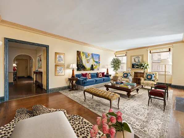 1001 Park Avenue image 2 of 10