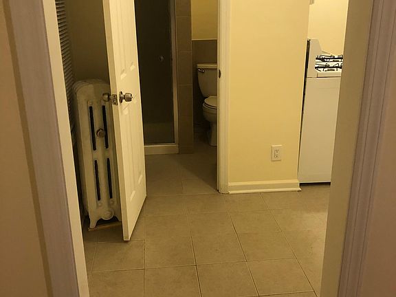 3rd image of 1 Lincoln Blvd APT A11
