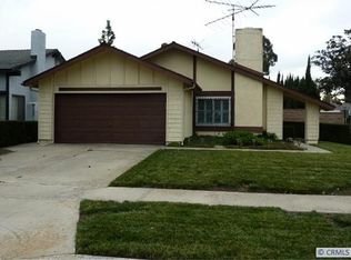 942 W Alpine Ave, Santa Ana, CA 92707